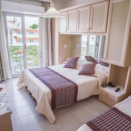 Margherita Hotel 3*